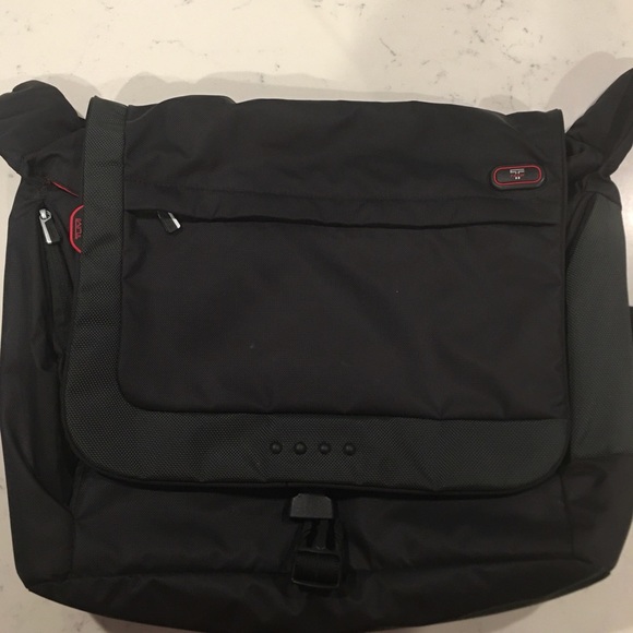 tumi 5112d